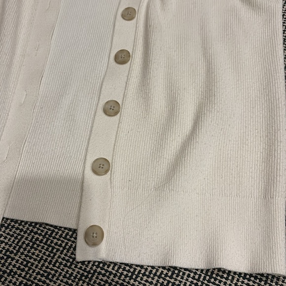 Babaton Aritzia white summer cardigan - Picture 5 of 7